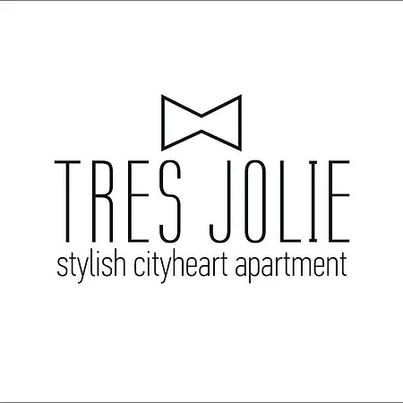 Tres Jolie - Stylish Cityheart Apartman *