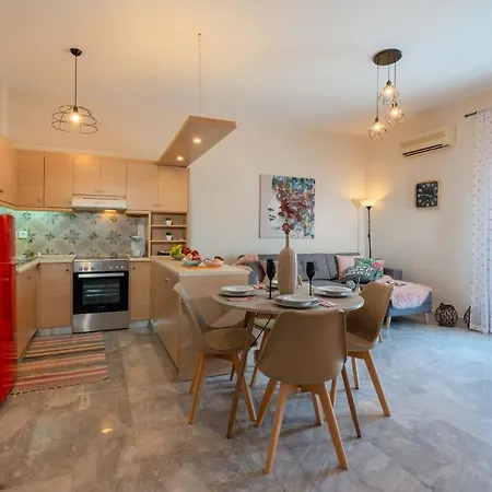 Tres Jolie - Stylish Cityheart Apartment Rethymno