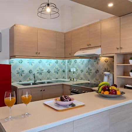 Tres Jolie - Stylish Cityheart * Rethymnon