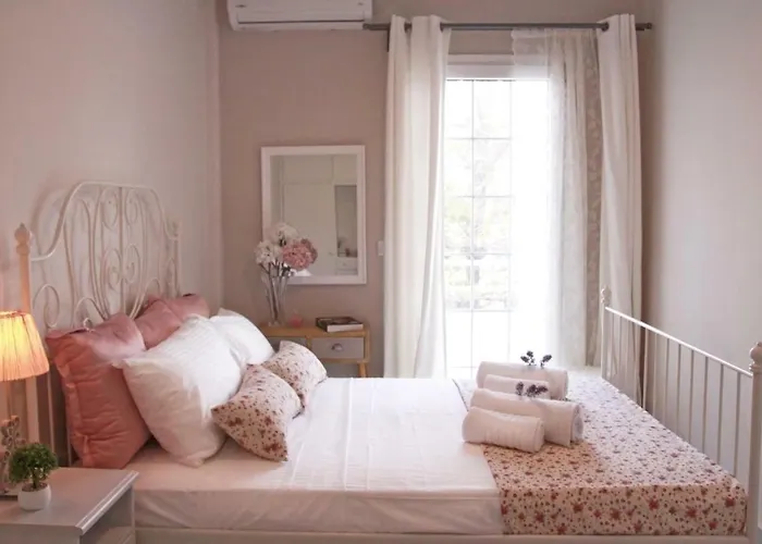 Tres Jolie - Stylish Cityheart Rethymno (Crete)