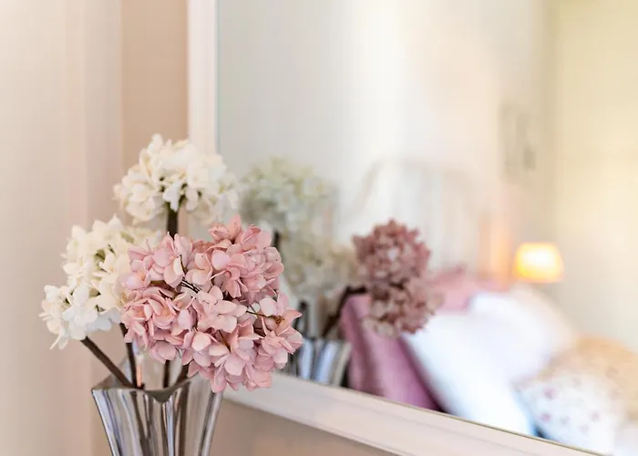 Tres Jolie - Stylish Cityheart Apartment *